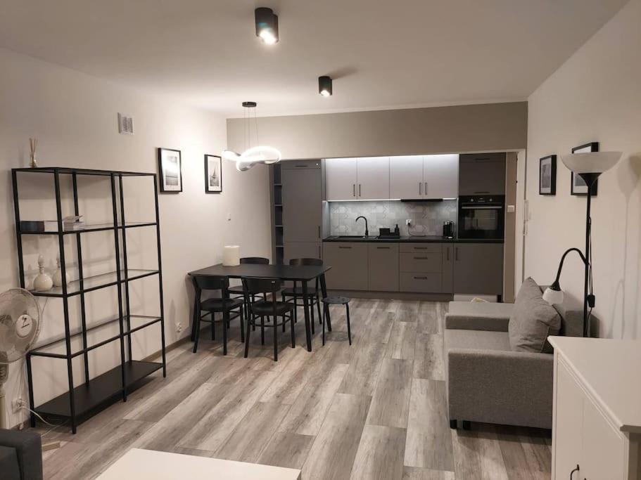 Uroczy Apartament W Scislym Centrum Gizycka غيجيتسكو المظهر الخارجي الصورة